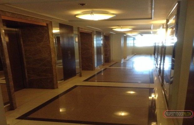 1 br condo unit for rent (long term)furnished St. Francis Shangri-la p01