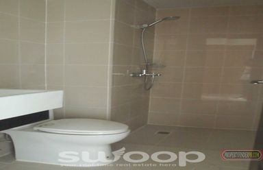 "Unfurnished 2 Bedroom with Balcony for Rent in Manhattan Heights, Cuba"02