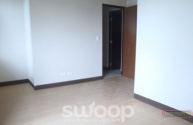 "Unfurnished 2 Bedroom with Balcony for Rent in Manhattan Heights, Cuba"03