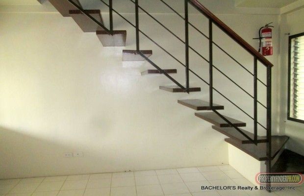 Happy Valley Townhouse For Rent in Cebu City04