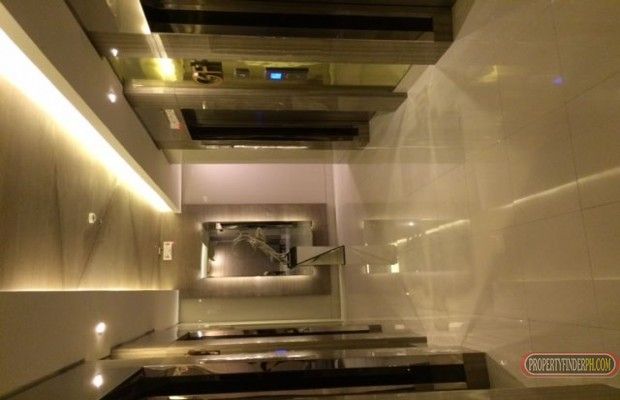 Studio Condo For Rent01
