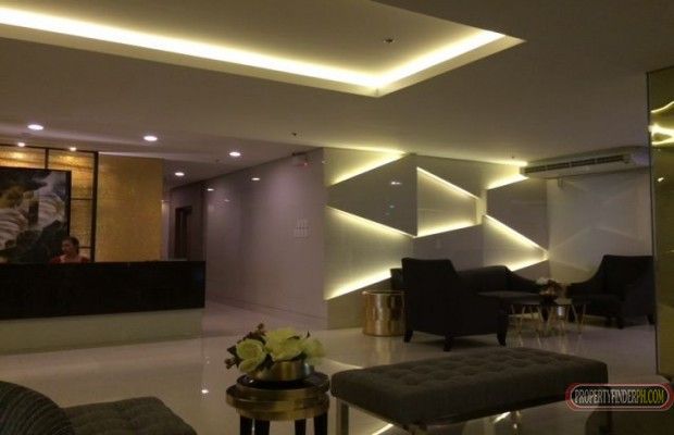 Studio Condo For Rent03