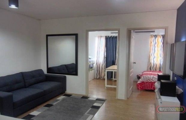 SRP Condo 2BR Furnished for rent with Parking04