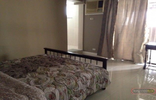 Condo for Rent in Salcedo and Legaspi Village Makati City04