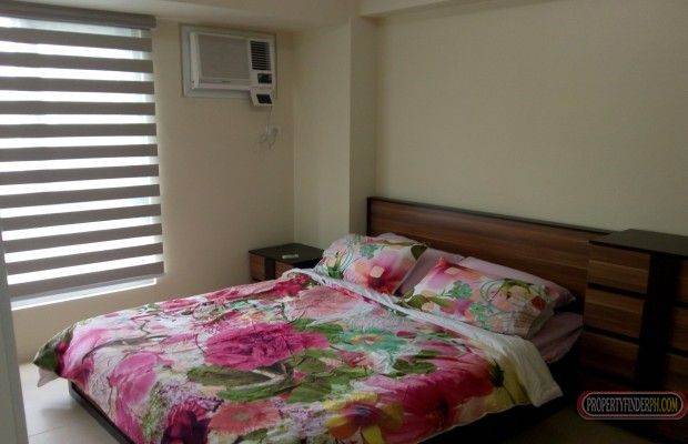 "1BR 1TB LIVING KITCHEN SEMI FURNISHED CONDO UNIT NEW, COMFY GOOD LOCAT"01
