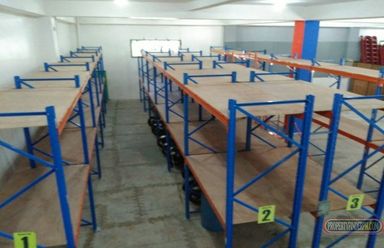 Warehouse space for lease 144sqm Las PinasWe can pick and delivery yo02