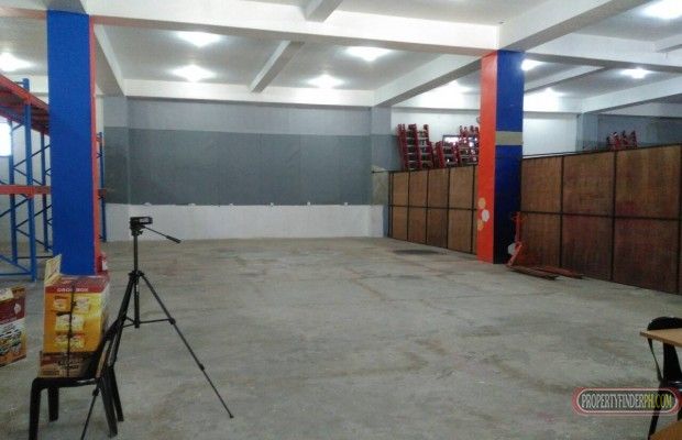 Warehouse space for lease 144sqm Las PinasWe can pick and delivery yo03