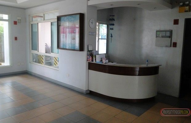 Fr Rent 2Br condo unit; Furnished long term lease; monthly dues includ04