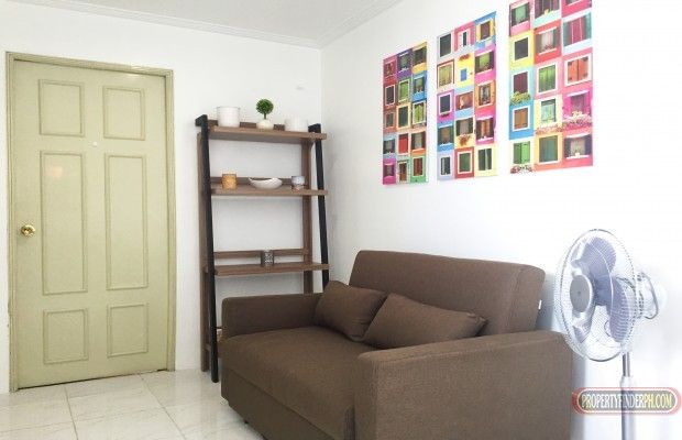 1 BR Condo Unit @ Katipunan Avenue in front of Ateneo De Manila for Re03