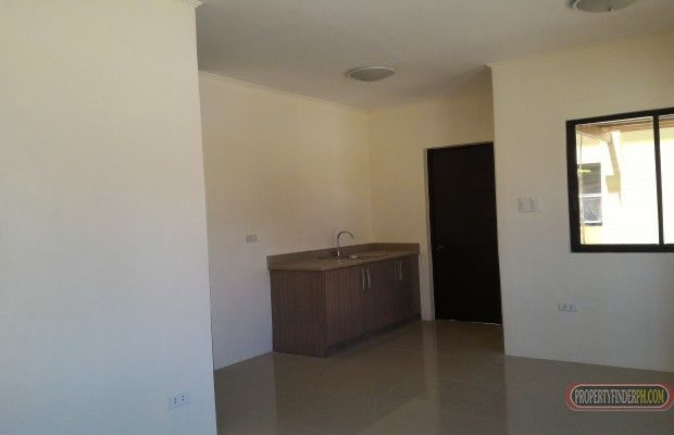 "House for Rent in Midori, Minglanilla"01