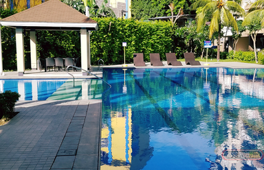 "Fully furnished condo for rent with 2 A/C\'s, Wifi, cable, 2 big TVs,"02