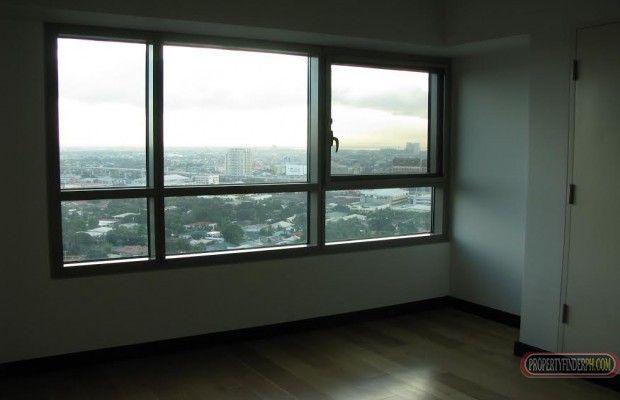 The Residences At Greenbelt 2BR Condo For Rent Makati City03