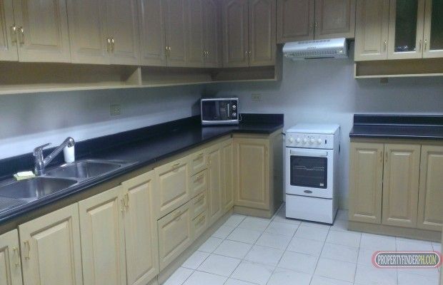 The Salcedo Park Twin Towers 3BR Condo for Rent Makati City04
