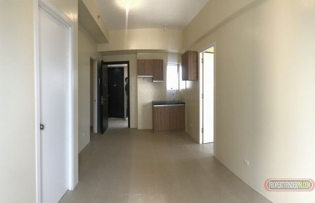 "Condo for Rent for Php 25,000/ month ONLY"04