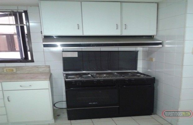 Pacific Plaza Ayala 3BR Condo for Rent Makati City04