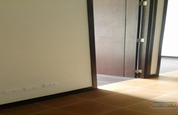 Brand New Makati Condo For Rent04