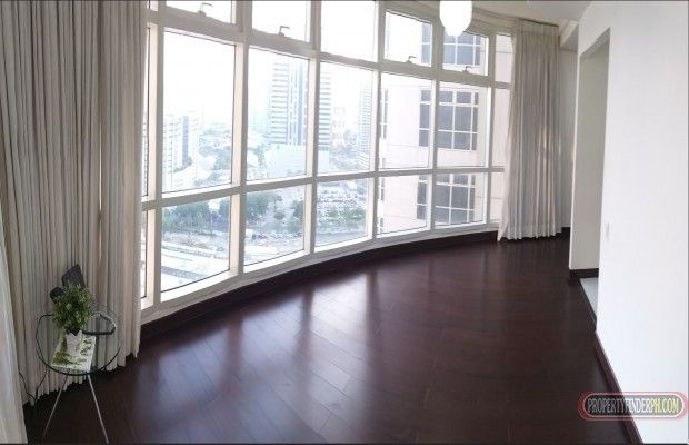 "Twin Oaks Place, 48 sqm, 1 bedroom, corner unit with balcony, brand ne"04