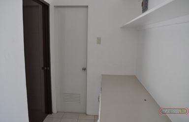 "*1 Bedroom, 1 T&amp;B, granite kitchen counter top, Near LISPIII, Sta"02