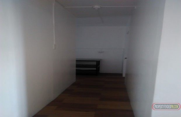 Unfurnished 1 Bedroom Unit04
