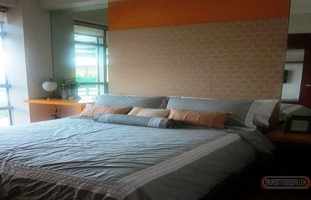 Bi-Level Unit at The Residences at Greenbelt (TRAG) for Rent - Makati04