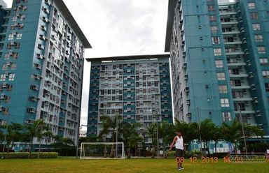 "A fully furnished,two bedroom condo unit with airconditioning ,cable a"02
