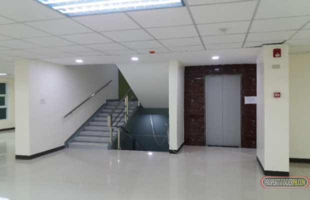 "Office Space for Rent along East Service Road, Taguig 127SQM"04