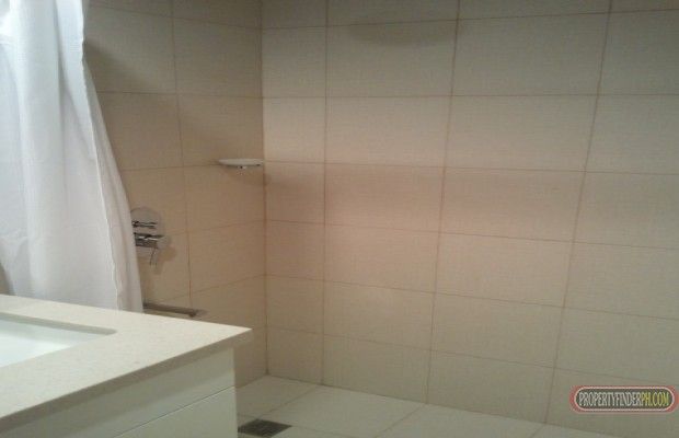 "Fully Furnished One bedroom Loft with Parking in Rockwell, Makati City"03