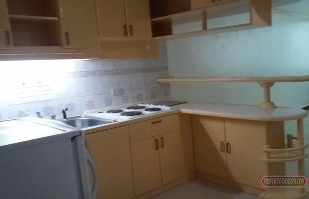 Wack Wack Twin Towers studio for rent 15k a month03