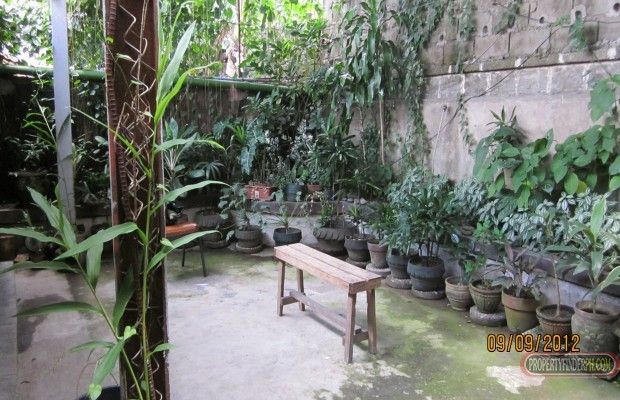 3 bedroom Bungalow House For Rent01