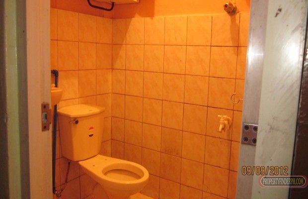 3 bedroom Bungalow House For Rent03