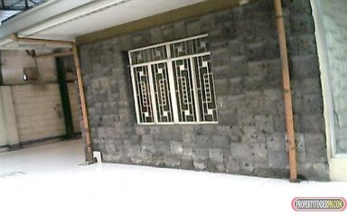 "For Lease Office, Showroom and Warehouse No Flooding"02