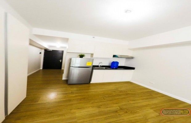 2 studio condo units for rent just across Ayala Center Cebu04