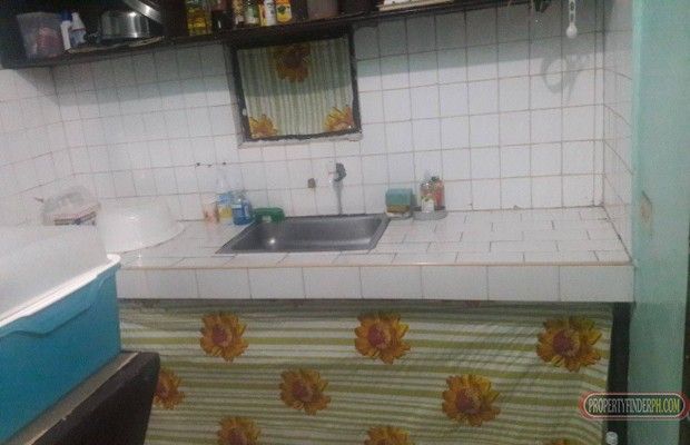 "Good for 2 person room for rent P6,000"01