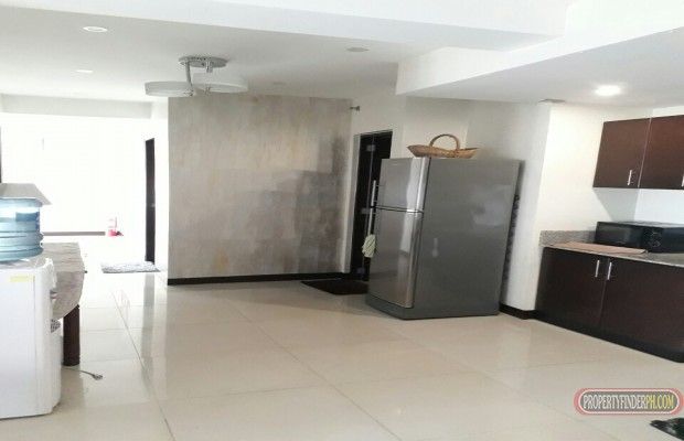 2 bedroom Unit with Balcony at Manhattan Parkway Tower 304