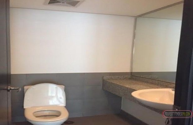 For Rent: One Bedroom Fully-Furnished in One Serendra East Tower04
