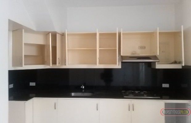 Three storey townhouse  for sale or for rent04