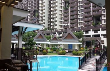 "2 bedroom condo unit for rent - Royal Palm Residence, Acasia Estate, T"02