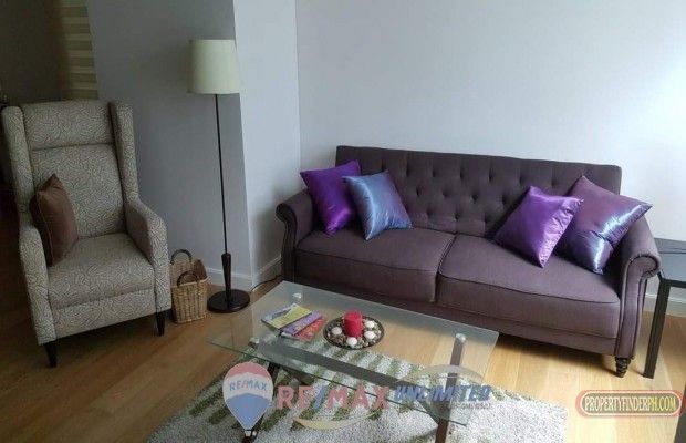"FOR RENT 1 BEDROOM FLEX UNIT IN PARK TERRACES, MAKATI"01