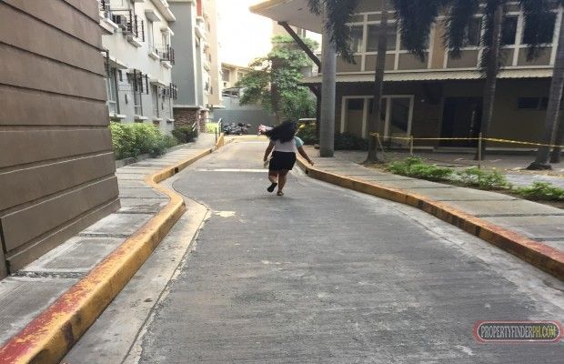 Studio type condo unit for lease04