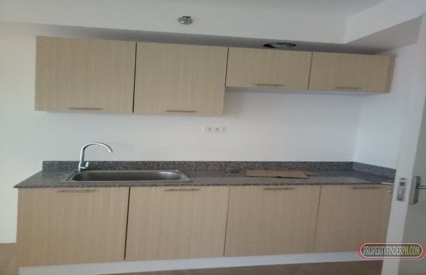Brand New 2 Bedroom Condominium Unit for Rent03