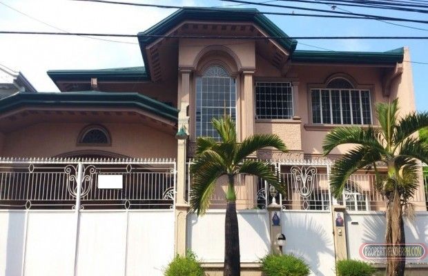 House For Rent In BF Homes Paranaque01