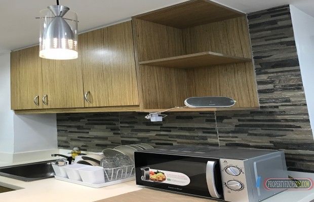 2BR Condo Beside Robinsons Magnolia - Pinecrest New Manila - Fully Fur04