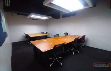 Serviced Office for lease in Makati City for 8-10 pax02
