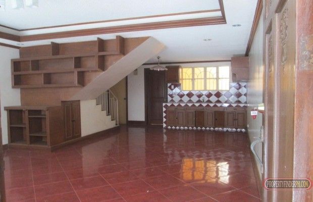 TOWNHOUSE