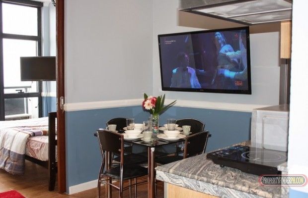 Penthouse Unit for Rent @ Knightsbridge01