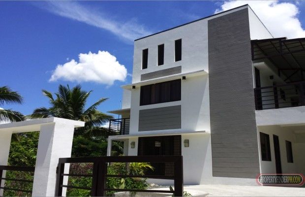Modern 5 Bedroom House in Prime Golf &amp; Residential Estates01
