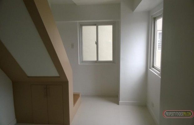 Victoria Towers Dormitory03