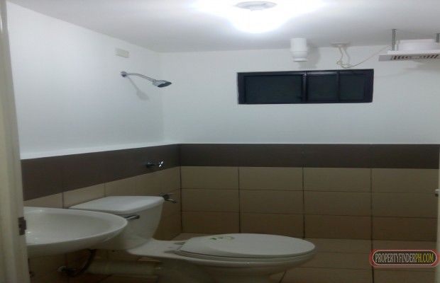 Semi-furnished unit at Solano Hills Sucat04