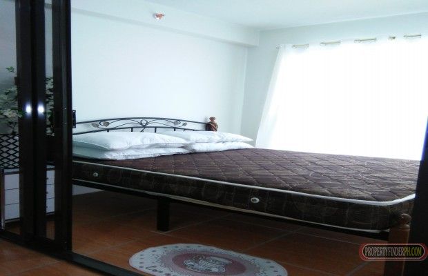 Fully furnished One Bedroom Condo Unit04