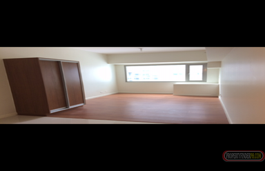 For Rent in The Mini Suite Eton Makati for 30K/month02